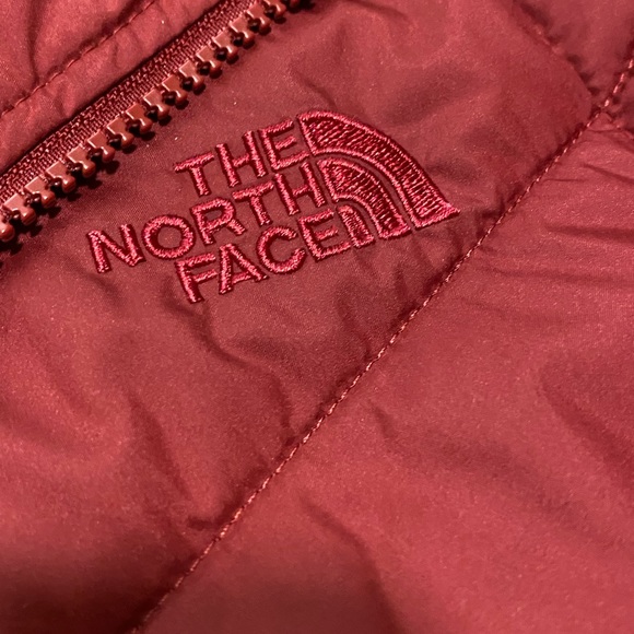 Northface mossbud vest - Picture 2 of 4